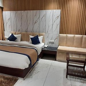 Sparsh Hotel & Resort